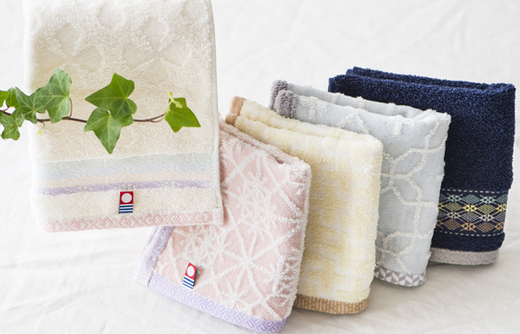 「模様刺し」をモチーフにした縁起の良い紋様
