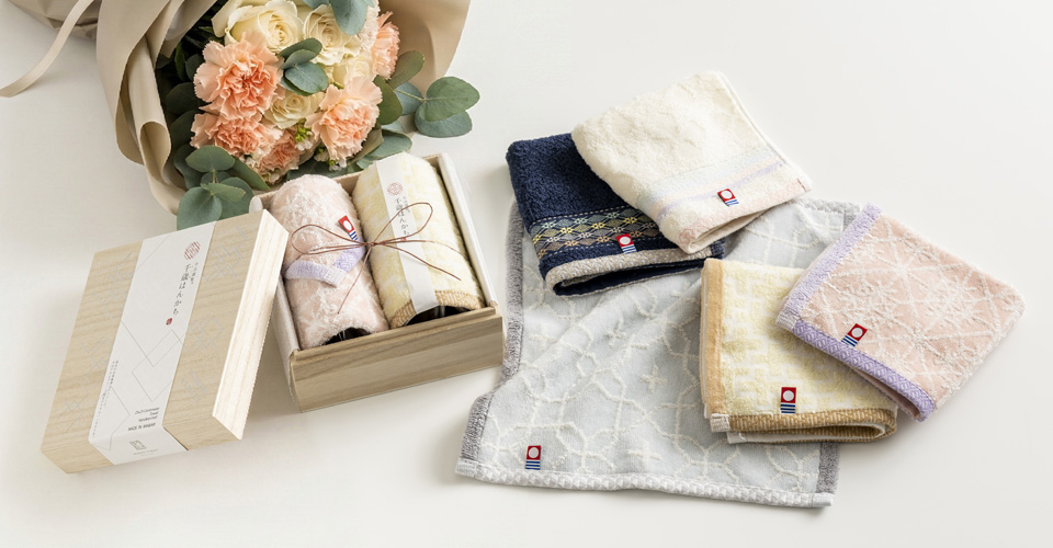 送別や退職の節目の贈り物に、ハンカチをおすすめする3つの理由